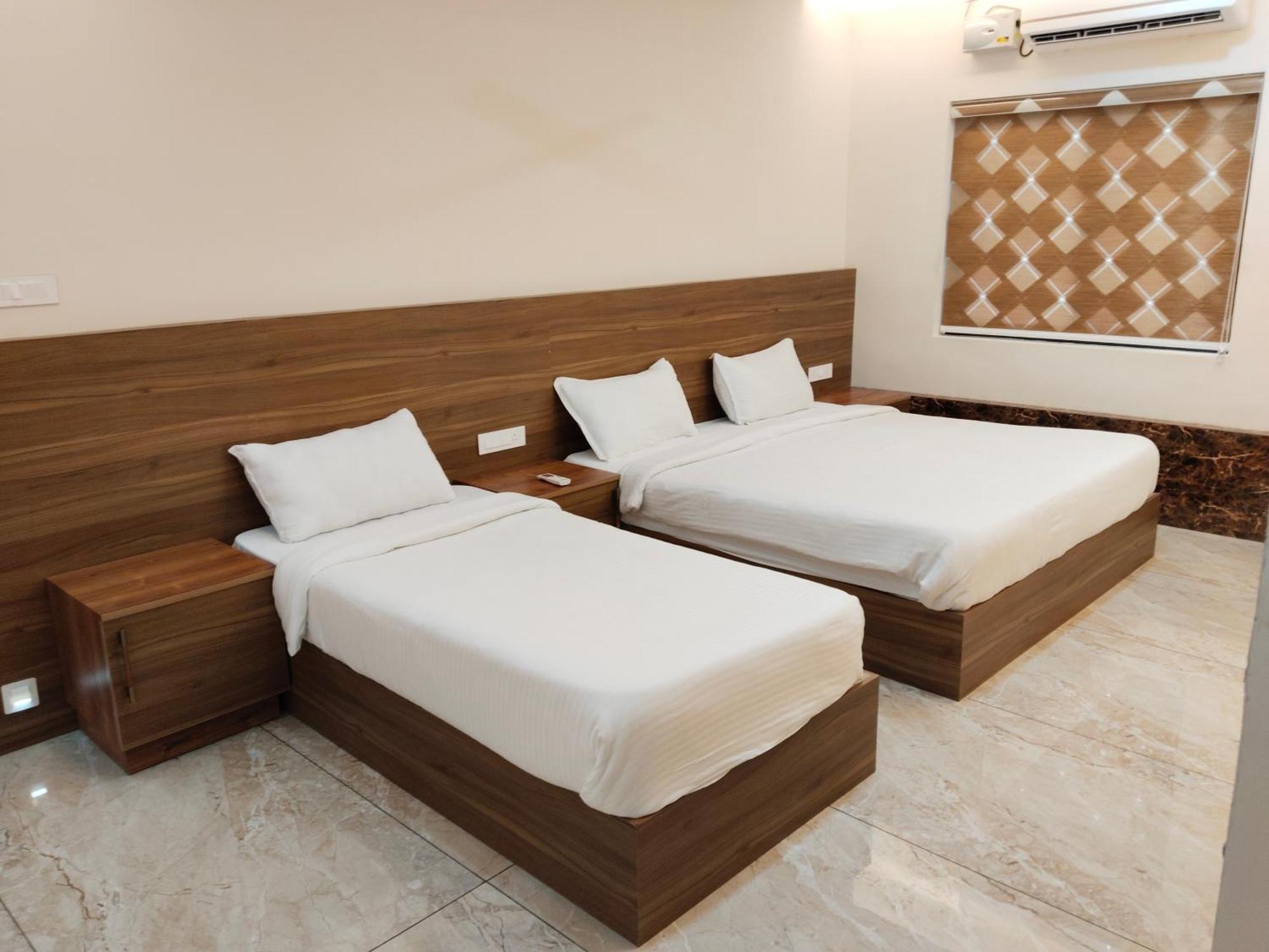 Krishnakripa Premium Residency Hotel Kochi Exterior photo